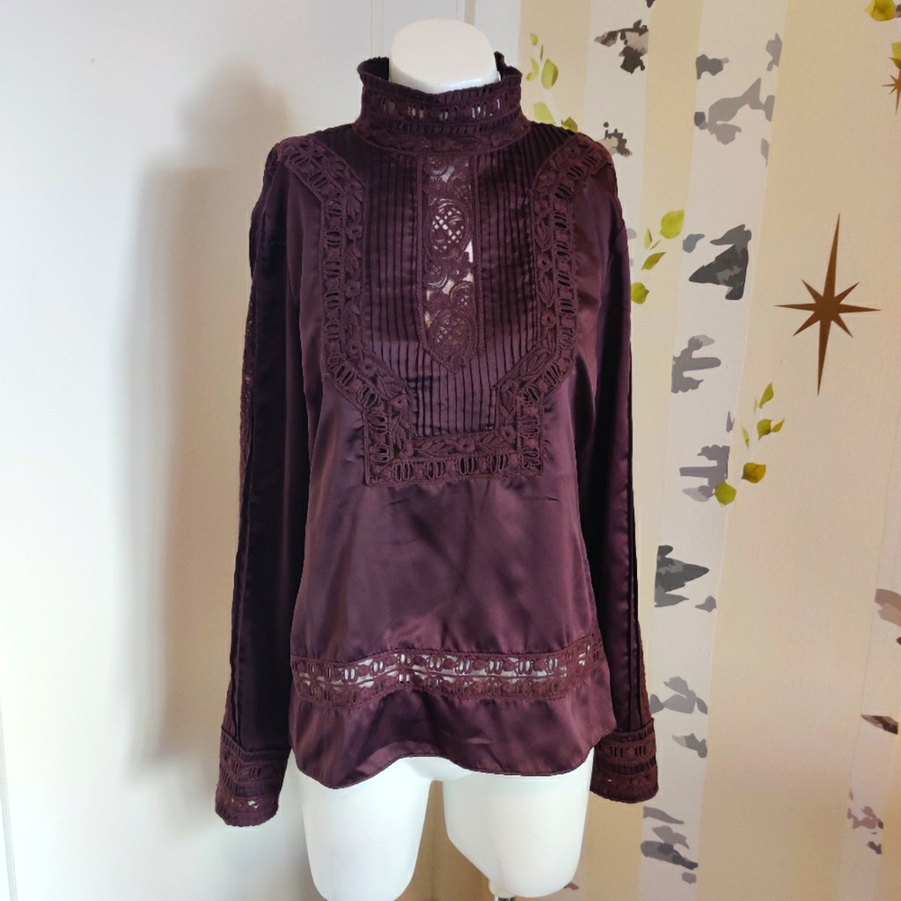 Gorgeous BCBGMaxAzria Plum Silk Victorian Blouse M